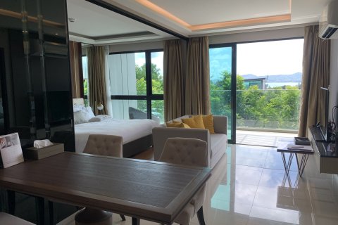 Condo in Phuket, Thailand, 2 bedrooms  № 164072 - photo 7