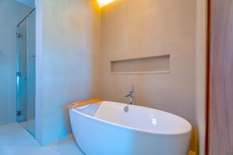 Villa in Phuket, Thailand 3 bedrooms № 164074 - photo 21