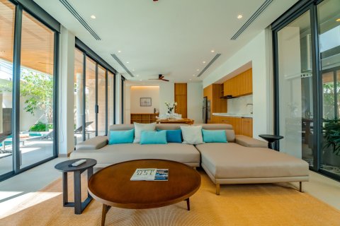 Villa in Phuket, Thailand 3 bedrooms № 164074 - photo 15