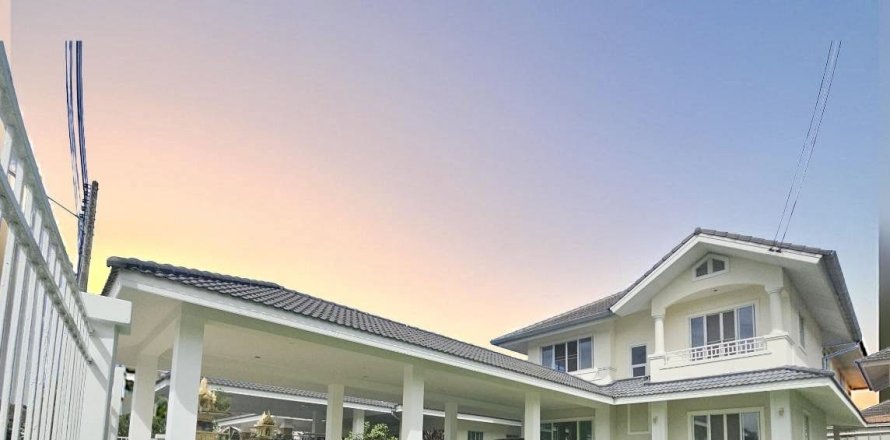 Дом в Сан Кампаенге, Таиланд с 4 спальнями № 164071