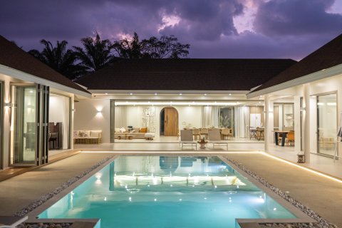 House in Phuket, Thailand 5 bedrooms № 164075 - photo 11