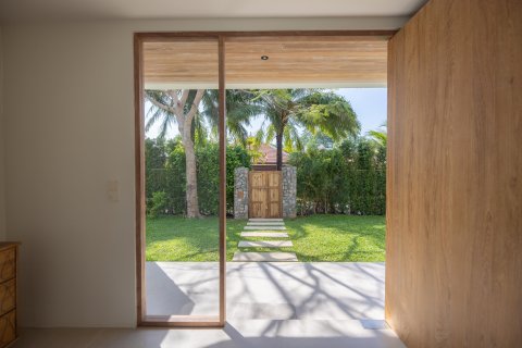 House in Phuket, Thailand 5 bedrooms № 164075 - photo 25