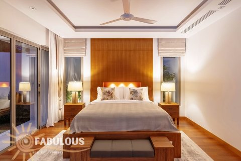 Villa in Bang Tao, Thailand 3 bedrooms № 179387 - photo 4