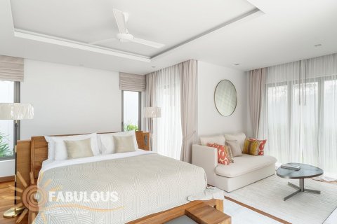 Villa in Bang Tao, Thailand 3 bedrooms № 179387 - photo 14