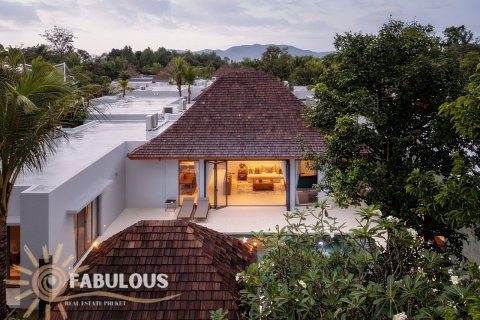 Villa in Bang Tao, Thailand 3 bedrooms № 179387