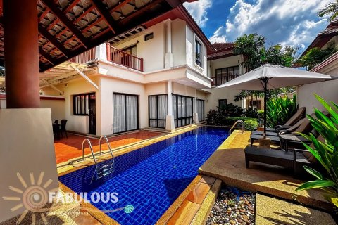 Villa in Bang Tao, Thailand 3 bedrooms № 179388