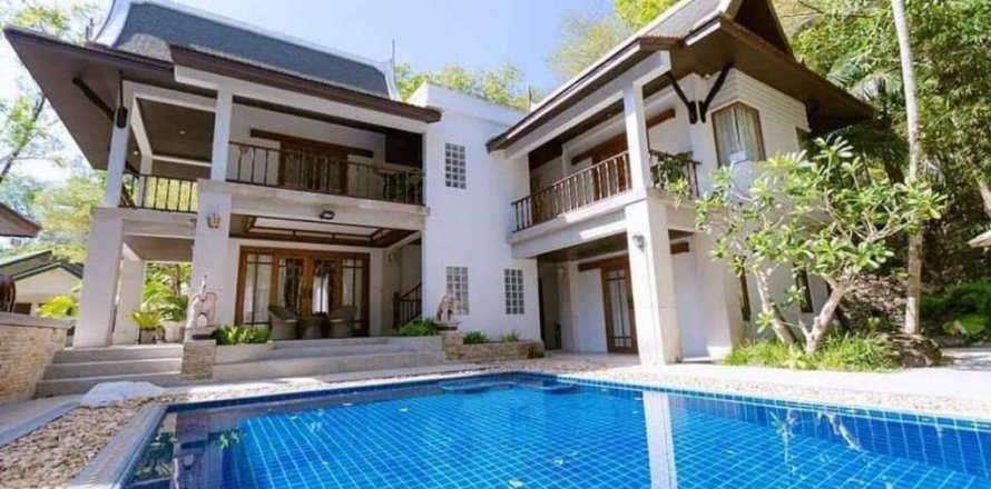Villa à Kathu, Thaïlande 4 chambres № 135153