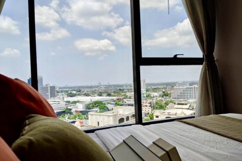 Condo in Bangkok, Thailand, 2 bedrooms  № 144041 - photo 7