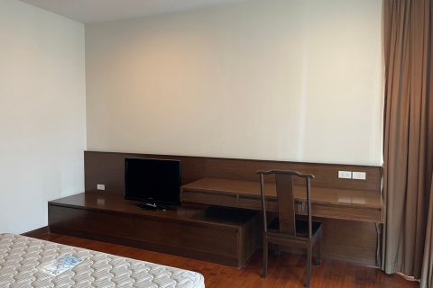 Condo in Bangkok, Thailand, 2 bedrooms  № 144041 - photo 8