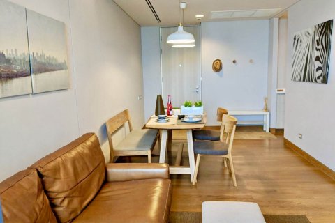 Condo in Bangkok, Thailand, 2 bedrooms  № 144041 - photo 2