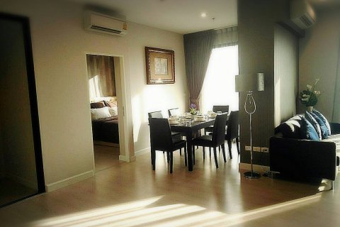 Condo in Bangkok, Thailand, 3 bedrooms  № 144036 - photo 4