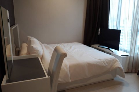 Condo in Bangkok, Thailand, 3 bedrooms  № 144036 - photo 12