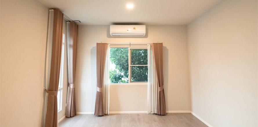 บ้านในกรุงเทพฯ, ประเทศไทย 4 ห้องนอน № 189426