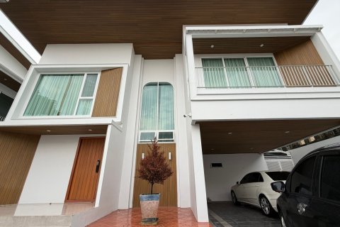 Maison à Thawi Watthana, Bangkok, Thaïlande 5 chambres № 170899
