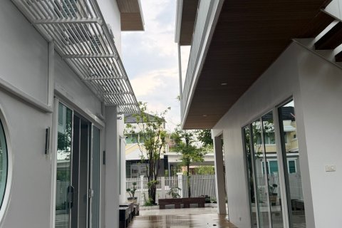 Maison à Thawi Watthana, Bangkok, Thaïlande 5 chambres № 170899 - photo 15