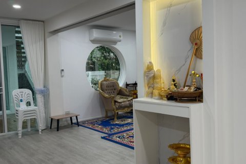 Maison à Thawi Watthana, Bangkok, Thaïlande 5 chambres № 170899 - photo 8