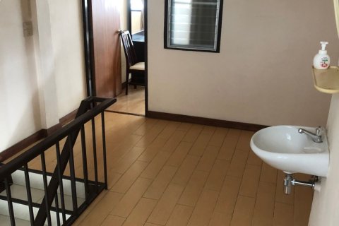 Townhouse in Watthana, Bangkok, Thailand 2 bedrooms № 170898 - photo 9