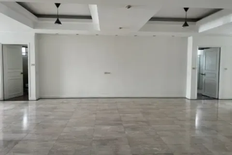 Condo à Khlong Toei, Bangkok, Thaïlande, 3 chambres  № 170903