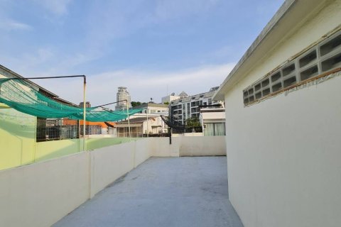 Townhouse in Watthana, Bangkok, Thailand 3 bedrooms № 170900 - photo 14