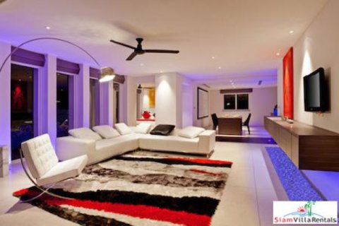 Apartment in Tha Chang, Thailand 2 bedrooms № 192884 - photo 4