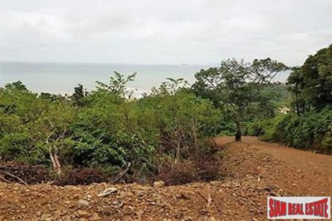 Terrain à Ko Lanta Yai, Thaïlande 55200 m2 № 192886