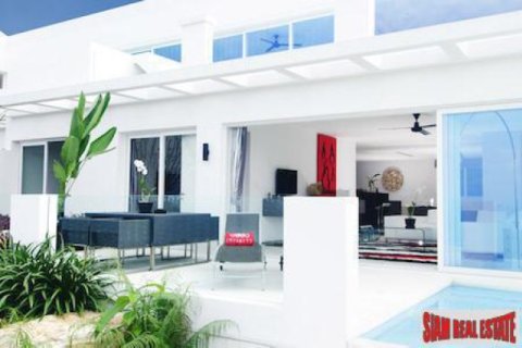 Penthouse in Tha Chang, Thailand 2 bedrooms № 192883 - photo 3