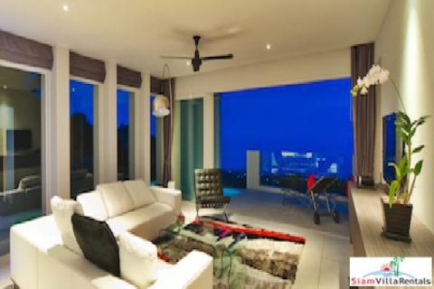 Penthouse in Tha Chang, Thailand 2 bedrooms № 192883 - photo 5