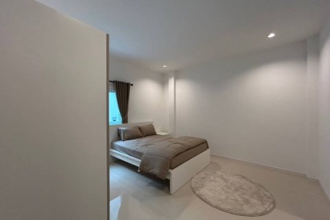 House in Bang Lamung, Thailand 3 bedrooms № 134678 - photo 4