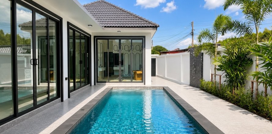 Casa de 3 dormitorios en Pattaya, Tailandia № 209930