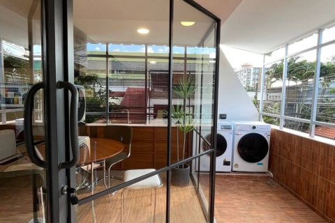 Condo in Chiang Mai, Thailand, 2 bedrooms  № 169206 - photo 5