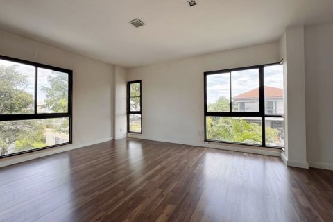 Maison à Bang Khun Thian, Bangkok, Thaïlande 4 chambres № 169211 - photo 7