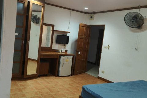 Shophouse in Kathu, Thailand № 158709 - photo 2