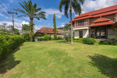 Villa in Phuket, Thailand 6 bedrooms № 140536 - photo 17