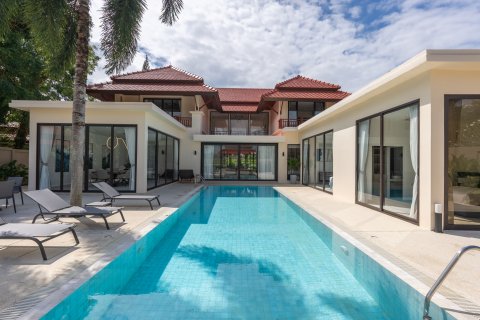 Villa in Phuket, Thailand 6 bedrooms № 140536 - photo 6