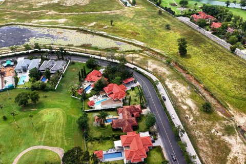 Villa in Phuket, Thailand 6 bedrooms № 140536 - photo 2