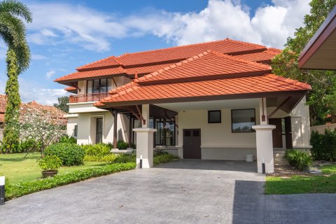 Villa in Phuket, Thailand 6 bedrooms № 140536 - photo 15