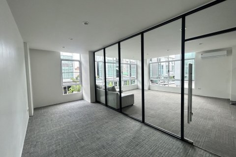 Townhouse in Bueng Kum, Bangkok, Thailand 6 bedrooms № 140537 - photo 28