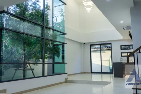 Haus in Suan Luang, Bangkok, Thailand 3 Schlafzimmer № 216237 - Foto 2