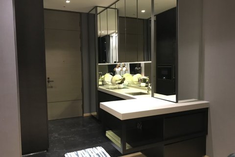 Студия в кондо в Патхум Ване, Бангкок, Таиланд № 170990 - фото 5