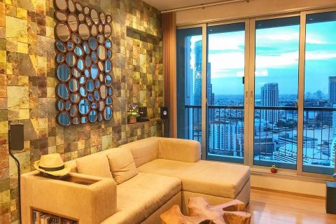 Studio dans le Condo à Sathon, Bangkok, Thaïlande  № 170991