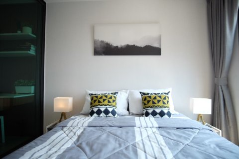 Studio dans le Condo à Bang Phlat, Bangkok, Thaïlande  № 170992