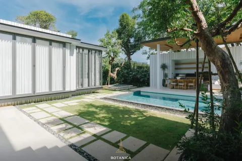 Villa in Phuket, Thailand 4 bedrooms № 135108 - photo 13