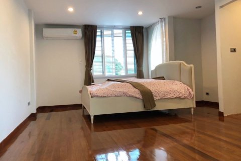 Дом в Чатучаке, Бангкок, Таиланд с 3 спальнями  № 151910 - фото 28