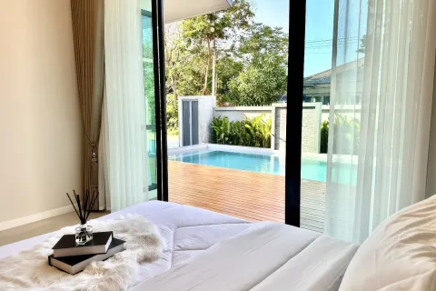 House in Pattaya, Thailand 4 bedrooms № 155610 - photo 21