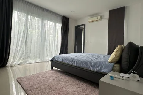 House in Pattaya, Thailand 3 bedrooms № 155613 - photo 10