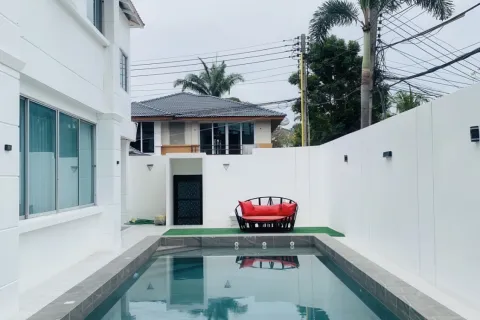Maison à Pattaya, Thaïlande 4 chambres № 155616 - photo 3