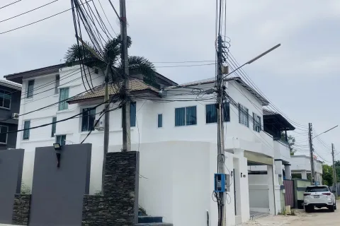 Maison à Pattaya, Thaïlande 4 chambres № 155616 - photo 7