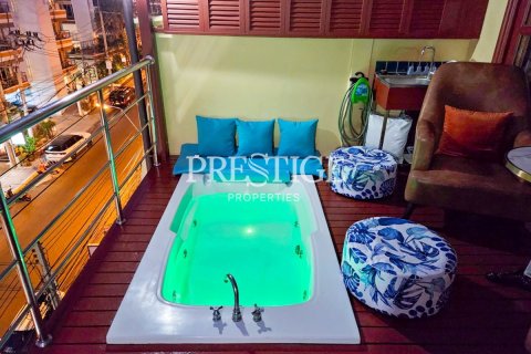 Propriété commerciale à Pattaya, Thaïlande 433 m2 № 198342 - photo 11