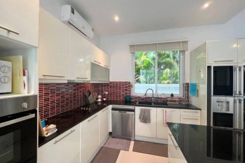 Villa in Hua Hin, Thailand 3 bedrooms № 114303 - photo 4