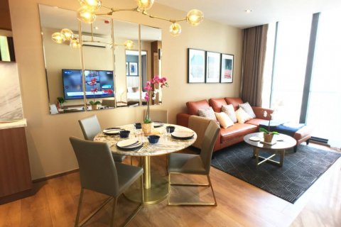 Condo in Bangkok, Thailand, 2 bedrooms  № 114301 - photo 1